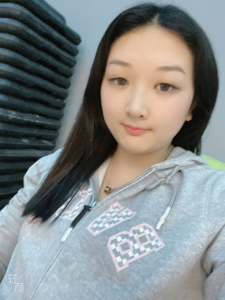 🌈雨雨YyY-四川省·成都市·锦江区-抖音、微博、某红薯、-大家好!我是成都网红:雨雨
做过抖音主播、能说会道有多年网购经验、爱拍照,爱穿搭,商家看过来👋本人接寄拍/送拍/网拍/买家秀/卖家秀,喜欢尝试各种风格,穿搭很有一套,拍照好看会修图。最主要是出片快配合