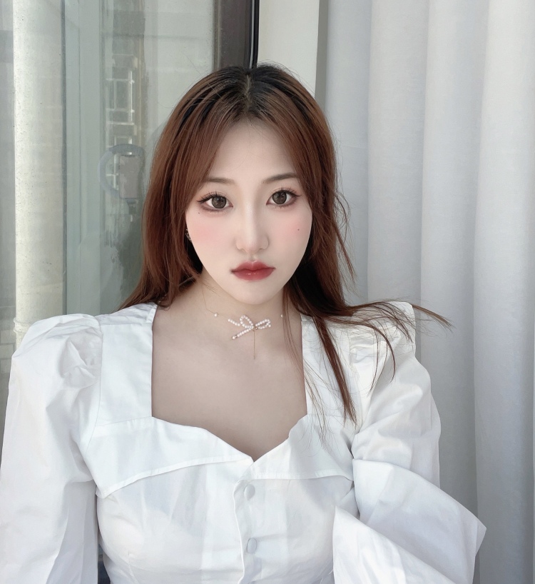 Eliauk-吉林省·长春市·朝阳区--以前兼职过网拍模特 身高163 体重98 希望能够接到一些寄拍或者瞳模 有意可以沟通 谢谢