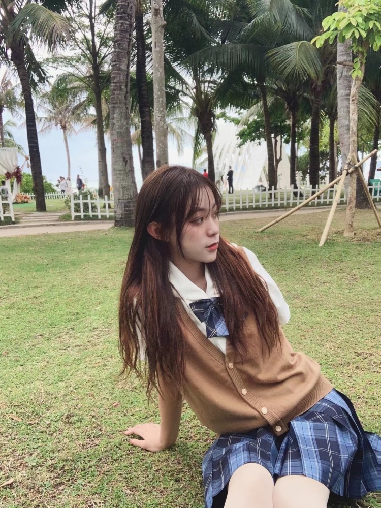 🥣-海南省·三亚市·吉阳区--平面模特兼职,有寄拍模特经验哦,只要接单了就会认真拍摄的哦。