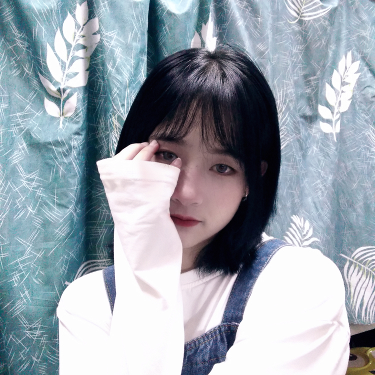 Y.-云南省·昆明市·盘龙区--一名在校大学生,身高154,爱拍照,会化妆,会修图,接寄拍,鞋袜,包包,衣服都可