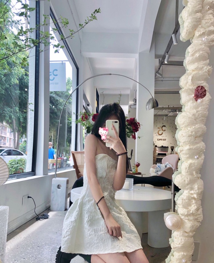 ㅤㅤ￴ ￴ ￴張-福建省·泉州市·惠安县--身高168 体重98 喜欢拍照 探店 想要接寄拍 长期合作的更好