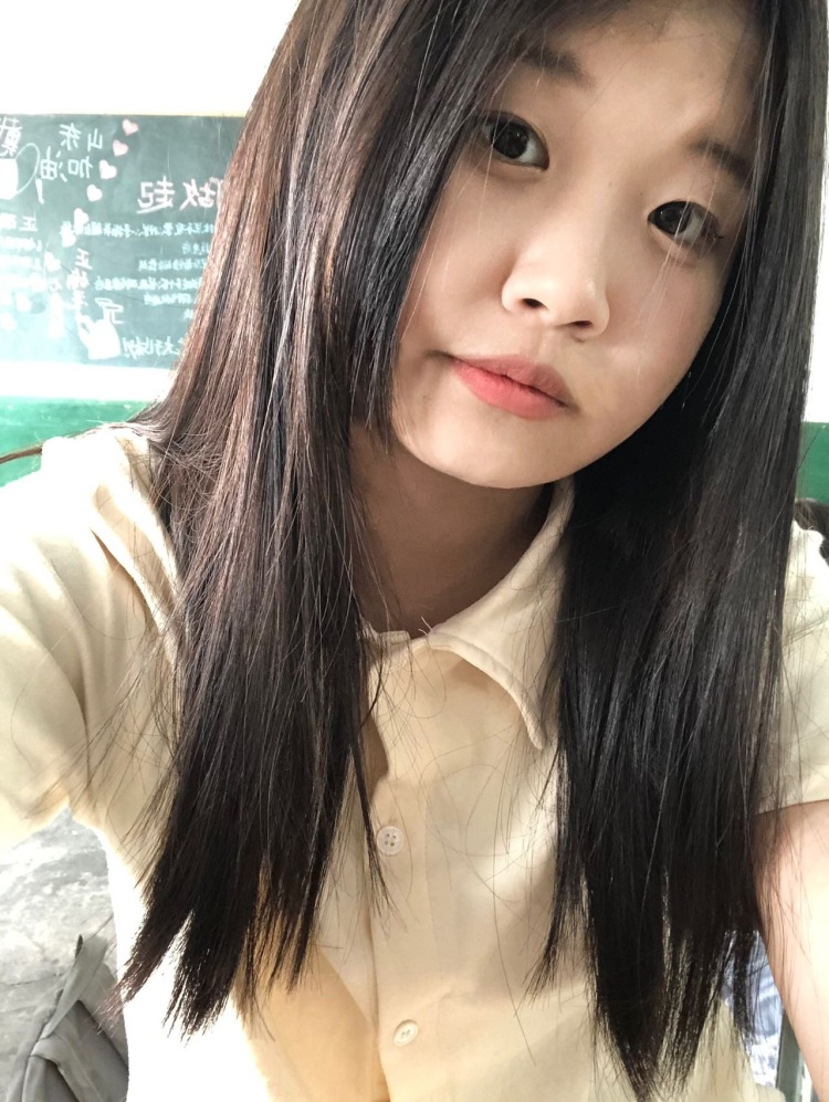 🐷-山东省·枣庄市·薛城区--身高162,体重114
买家秀,质量好的可发***。
衣服一般穿M码,鞋子38码
拍衣服,鞋子,都可接单。
对镜拍,也可接单。
年龄:15
坐标:山东省·枣庄市·薛城区
--来自【网红湾】种草带货小程