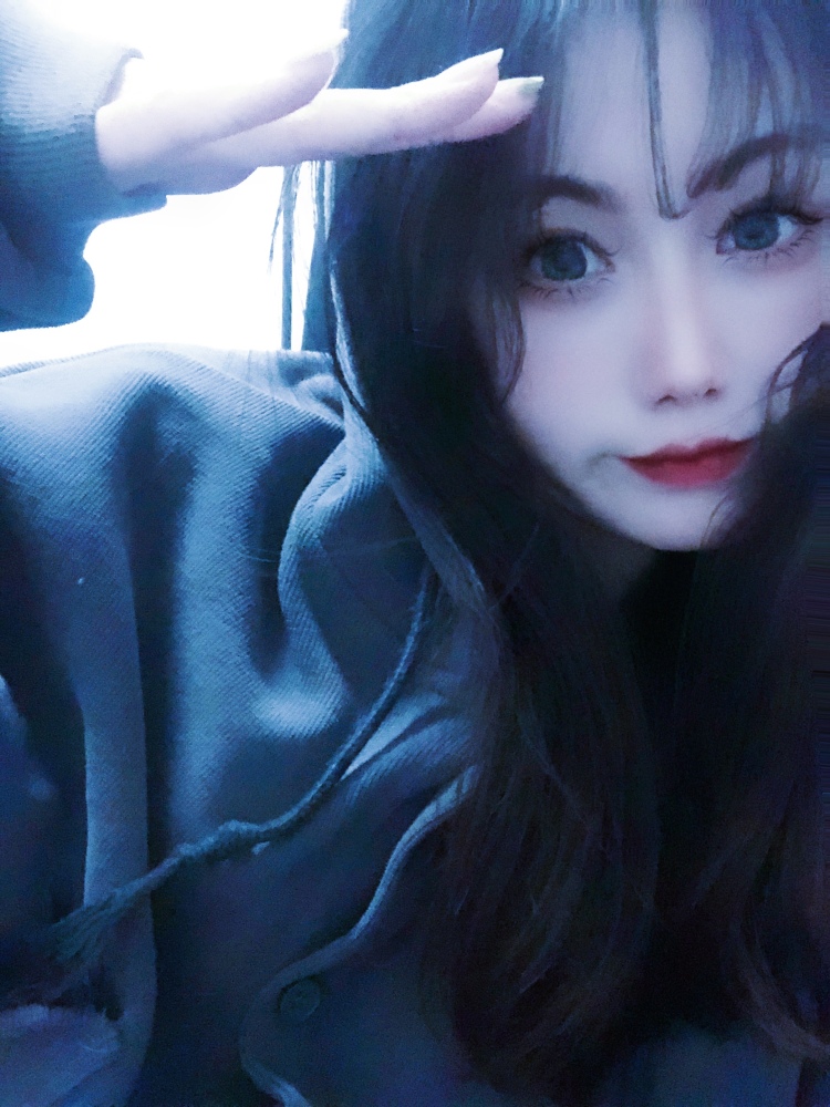 蜜柚👧🏻-辽宁省·沈阳市·铁西区--大家好!我是小张张ang
身高:163 体重:45kg👧🏻
(约拍 寄拍 买家秀 详情等📸)
各大平台都接—TB pdd 穿搭(等等)🥤
后期可自己修图哦💫