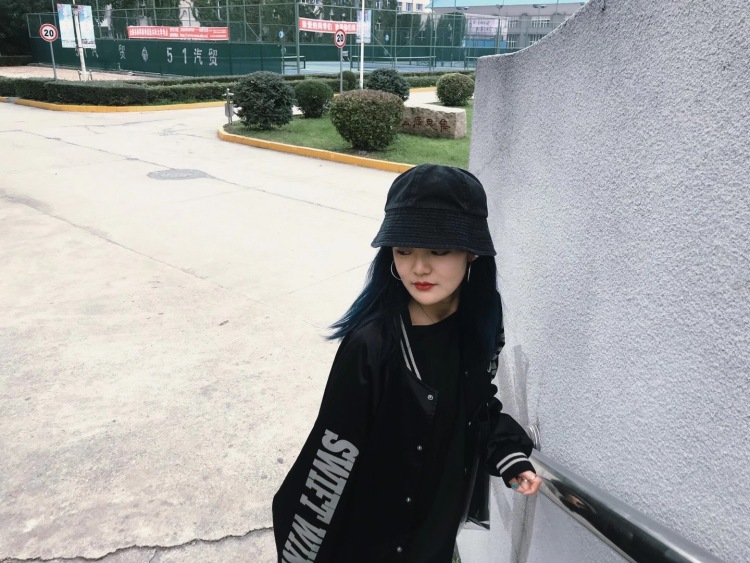 盛慧-辽宁省·沈阳市·沈北新区--可以接各种类型买家秀,开箱视频,免费测评,种草,穿搭以及美妆,接受重拍,脾气好,喜欢唱歌和健身
