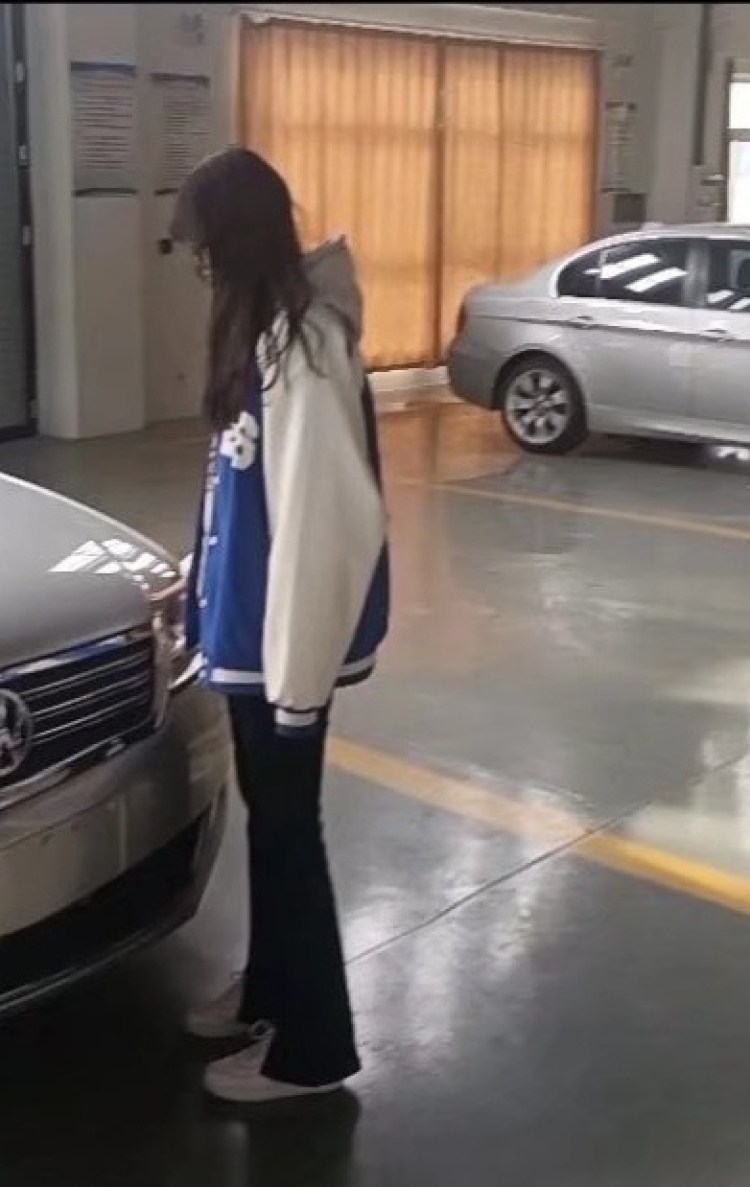旺旺小小舒-山东省·东营市·东营区--身高164  体重102 ，学生党时间自由，会拍照P图剪辑，寄拍网拍接单，测评试用，接单服务范围广。风格多样 ，甜美可爱纯欲辣妹，可接化妆品、配饰、美瞳、服饰、鞋子，费用可商议！！