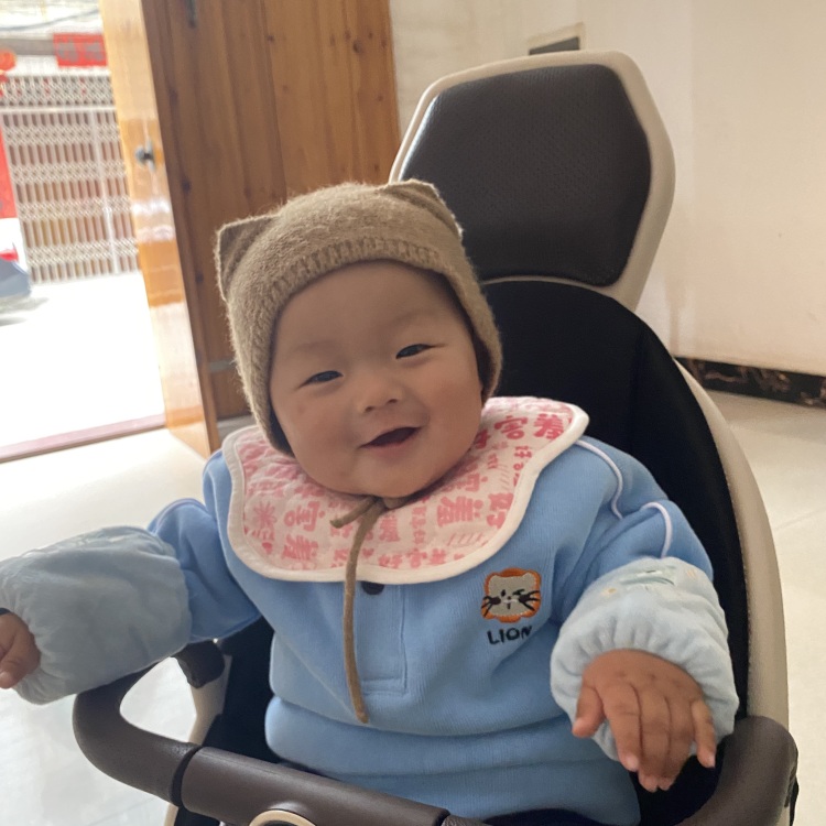 啵啵崽💚-广西壮族自治区·贵港市·桂平市-快手 抖音-寄拍 拍童装也可以 买家秀也🉑️
身高160 体重118  快乐宝妈一枚～❤️ 
喜欢拍照📷  P图也还行 视频剪辑会点点 有时间有耐心 
会按时按量完成任务✅