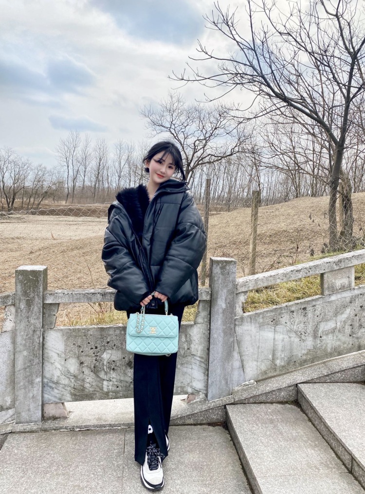 黒沢尤美🤍-江苏省·苏州市·吴中区-微博-微博:黒沢尤美
https://weibo.com/u/2652896620