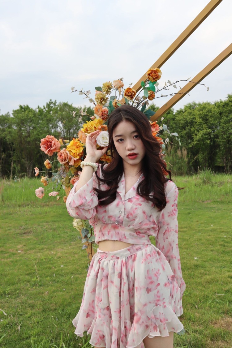 sicily-广东省·广州市·荔湾区-抖音-可接 衣服 包包 鞋子 帽子饰品等寄拍 有微单相机 可对镜拍