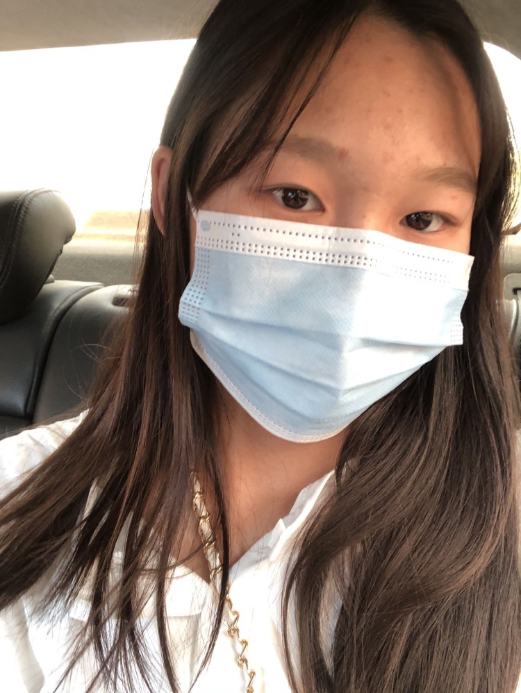 Zikw-广东省·广州市·增城区-快手-在校学生一名 身高174 接买家秀寄拍 平时喜欢拍照 有一定的审美 有镜头感