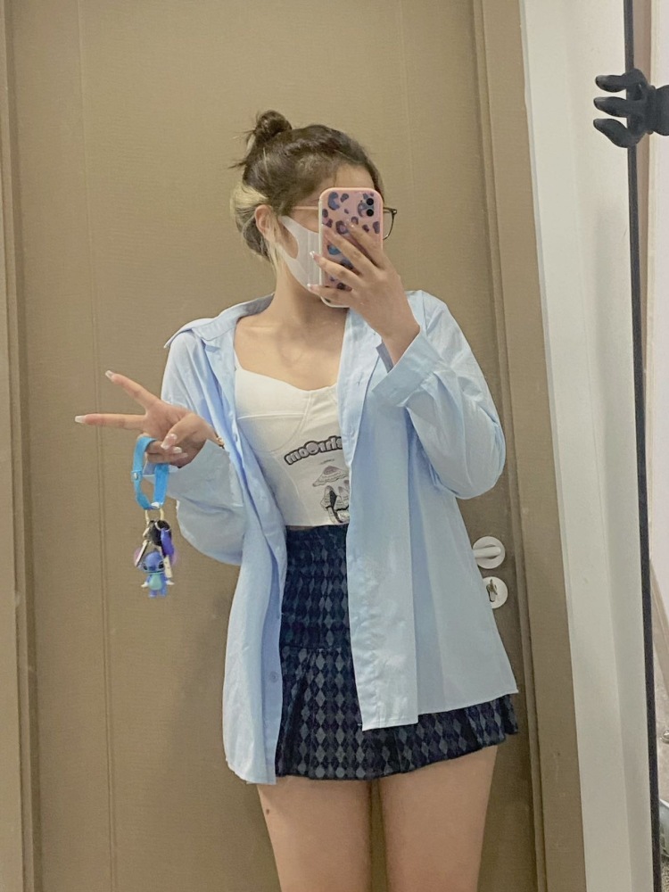 WH-安徽省·合肥市·蜀山区--接衣服,彩妆,日用品等寄拍
会修图,可根据产品搭配范围感
能驾驭多种风格
