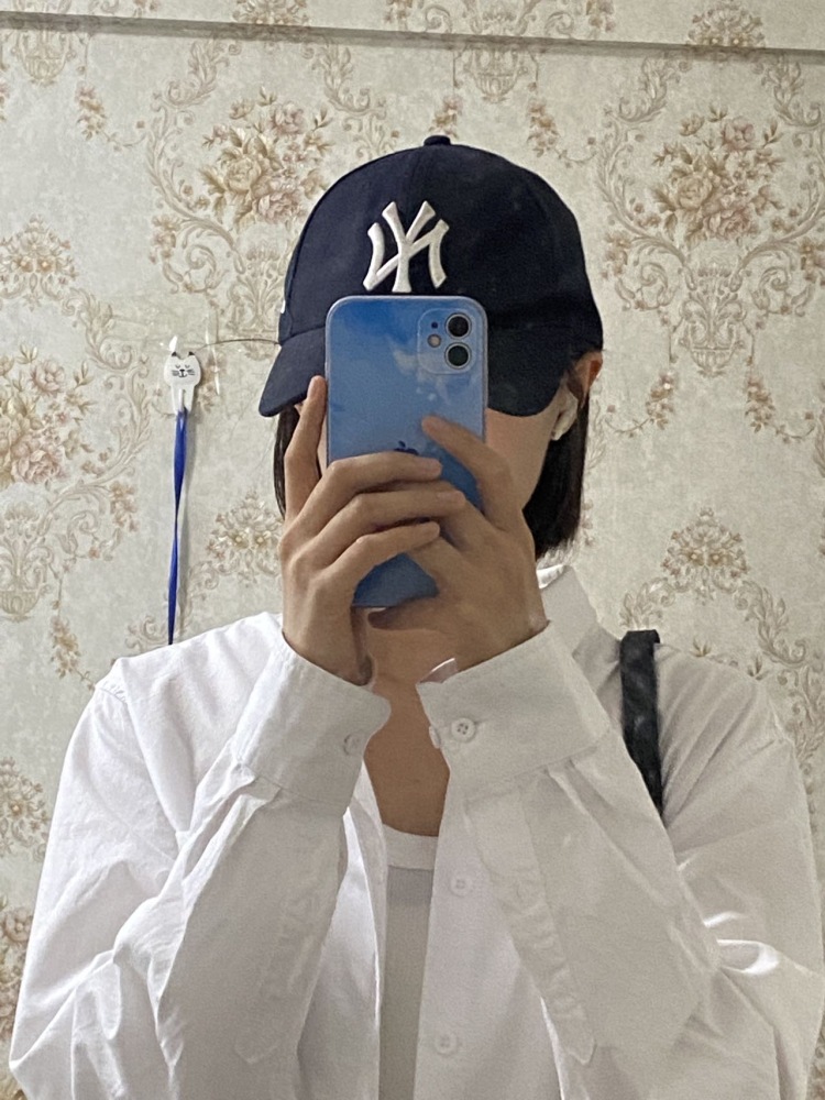二十四-新疆维吾尔自治区·乌鲁木齐市·沙依巴克区-抖音-接寄拍
服饰最好，平时的穿衣比较简单，费用可以协商
地址在乌鲁木齐