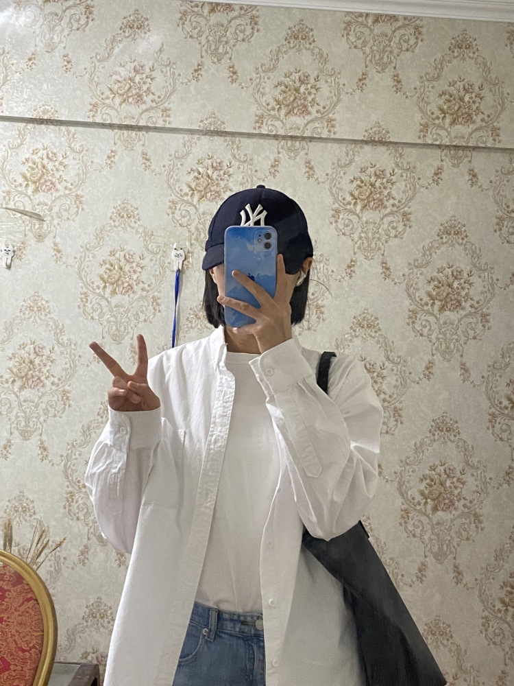 二十四-新疆维吾尔自治区·乌鲁木齐市·沙依巴克区-抖音-接寄拍
服饰最好，平时的穿衣比较简单，费用可以协商
地址在乌鲁木齐