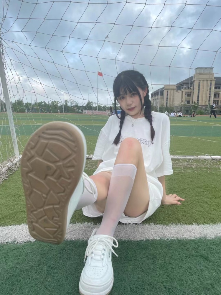 差点是个美女-浙江省·杭州市·余杭区-抖音,快手,某红薯-在某红薯上刚起号做好物分享,抖音快手均有作品,粉丝近7k,希望商家们给个机会,骗子勿扰,不会交任何钱