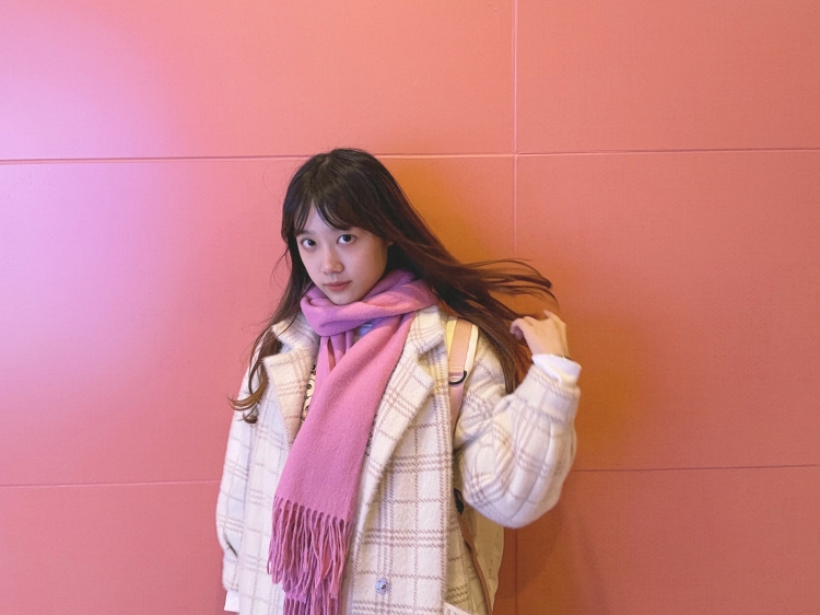 琼熠-福建省·厦门市·集美区-B站-身高160 体重94
风格定位：清新少女 甜酷 
接寄拍 可相机出图 审美在线