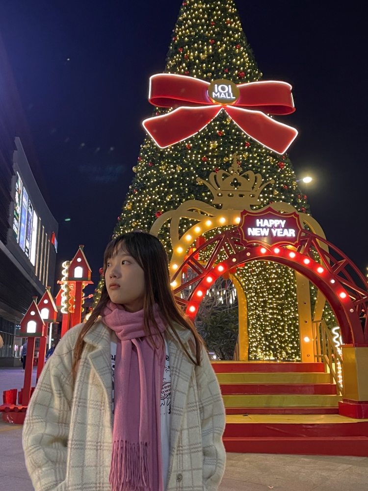 琼熠-福建省·厦门市·集美区-B站-身高160 体重94
风格定位：清新少女 甜酷 
接寄拍 可相机出图 审美在线
