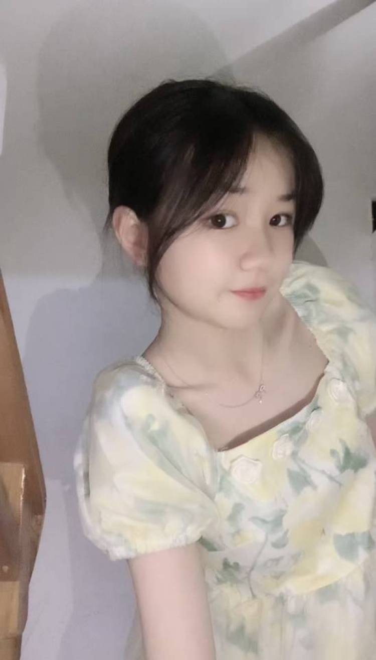 Y.-江西省·九江市·德安县--本人身高158cm,体重80g,会剪辑视频,p图,接寄拍,抖音1.5W粉丝,快手三百粉丝