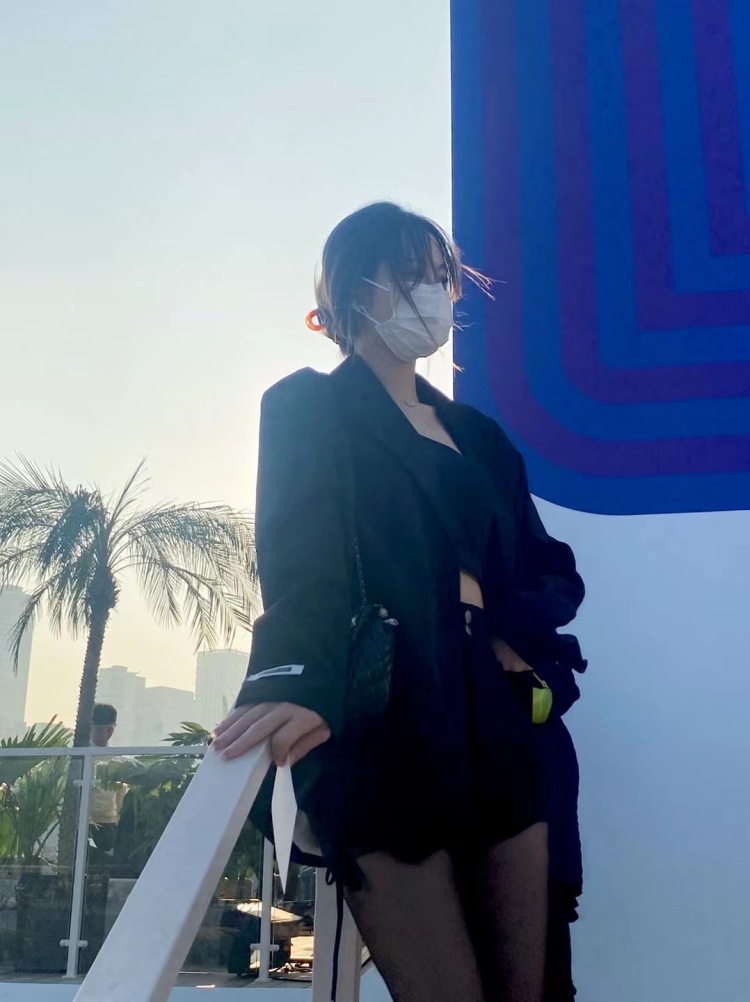 妙妙子🐅-广东省·深圳市·龙岗区-抖音、微博、B站-168、100斤。舞蹈特长,在校研究生,热爱研究穿搭,可接寄拍,校园推广,短视频创作。