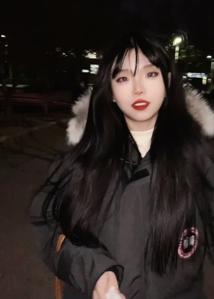 大葱蘸大酱-河南省·安阳市·文峰区--本人美术生，会拍照，会p图，希望店家多多看看我，希望我们合作愉快，给您带来更好的收益效果