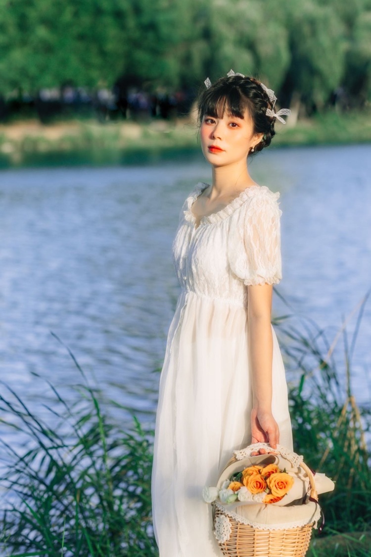 琪琪-广东省·深圳市·南山区--大家好！我是深圳网红：大猫咪
时间自由  意向：写软文 开箱测评 种草笔记 探店打卡 视频剪辑  可代言拍照 可寄拍 买家秀 可以接假发 护肤品 护肤品等……  会视频剪辑 可以做影集，谢谢观看 每一