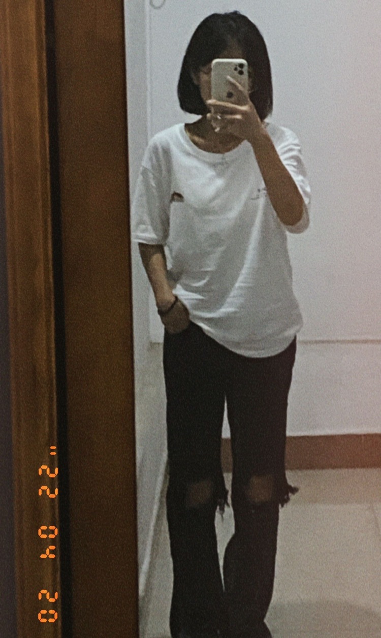 老糊-广东省·广州市·增城区-得物-美国作息规律,拍照技术可以ip11
出片快,后期可以pp图片,我虽然很矮,但是身材还是可以的!!!可以多多找我合作哟!我是做寄拍的啦,不露脸!