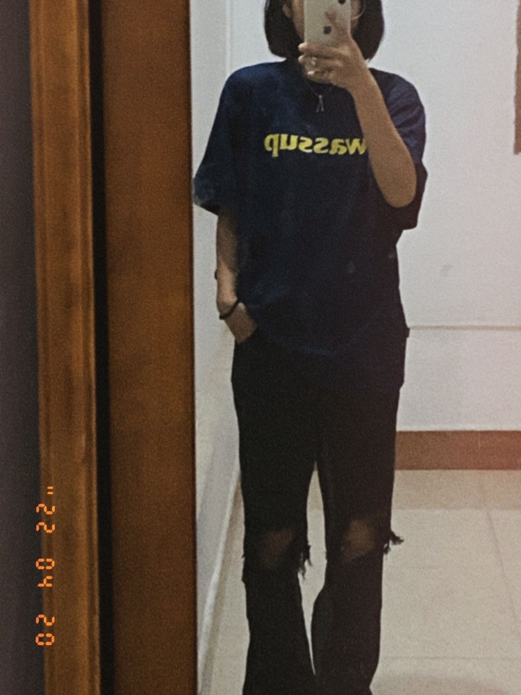 老糊-广东省·广州市·增城区-得物-美国作息规律,拍照技术可以ip11
出片快,后期可以pp图片,我虽然很矮,但是身材还是可以的!!!可以多多找我合作哟!我是做寄拍的啦,不露脸!
