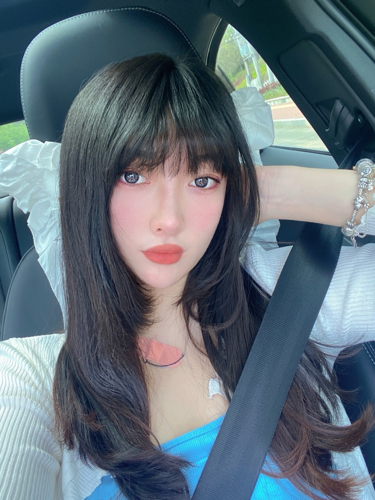 Xx--辽宁省·大连市·甘井子区--年龄20,身高167,体重96。平时喜欢运动,健身。喜欢拍照,P图。
年龄:23
身高:175CM
体重:50KG
接寄拍(风格均可)会p图 会拍照