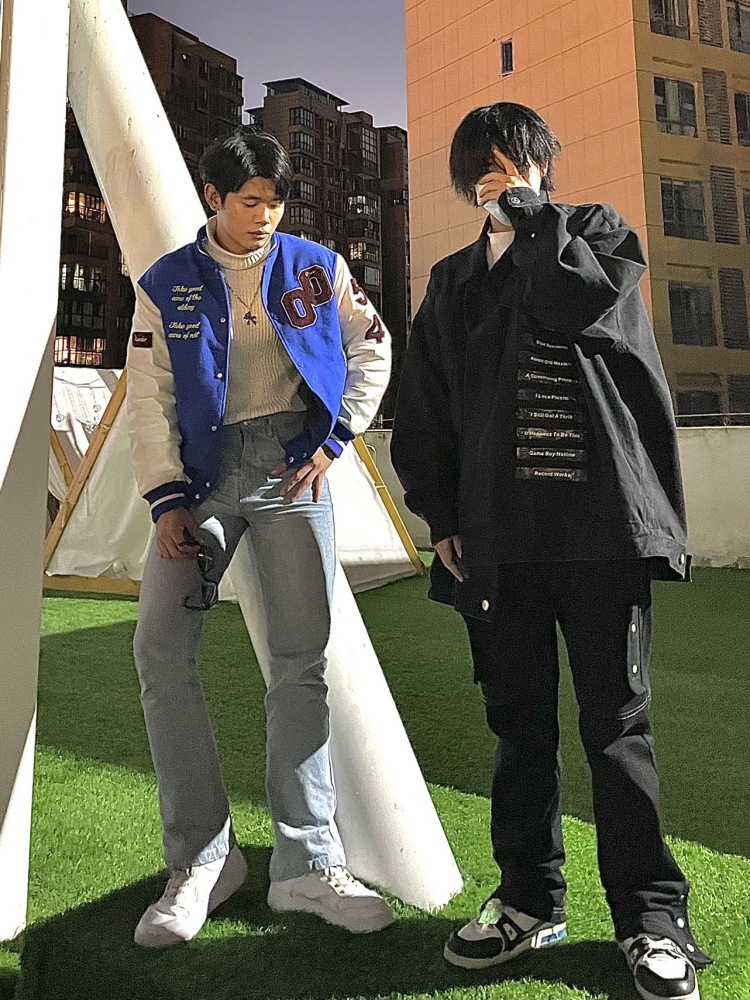 温言-江西省·萍乡市·安源区-快手，抖音-身高185，体重160，爱好拍照健身，本人职业摄影师，接寄拍，本地婚样
