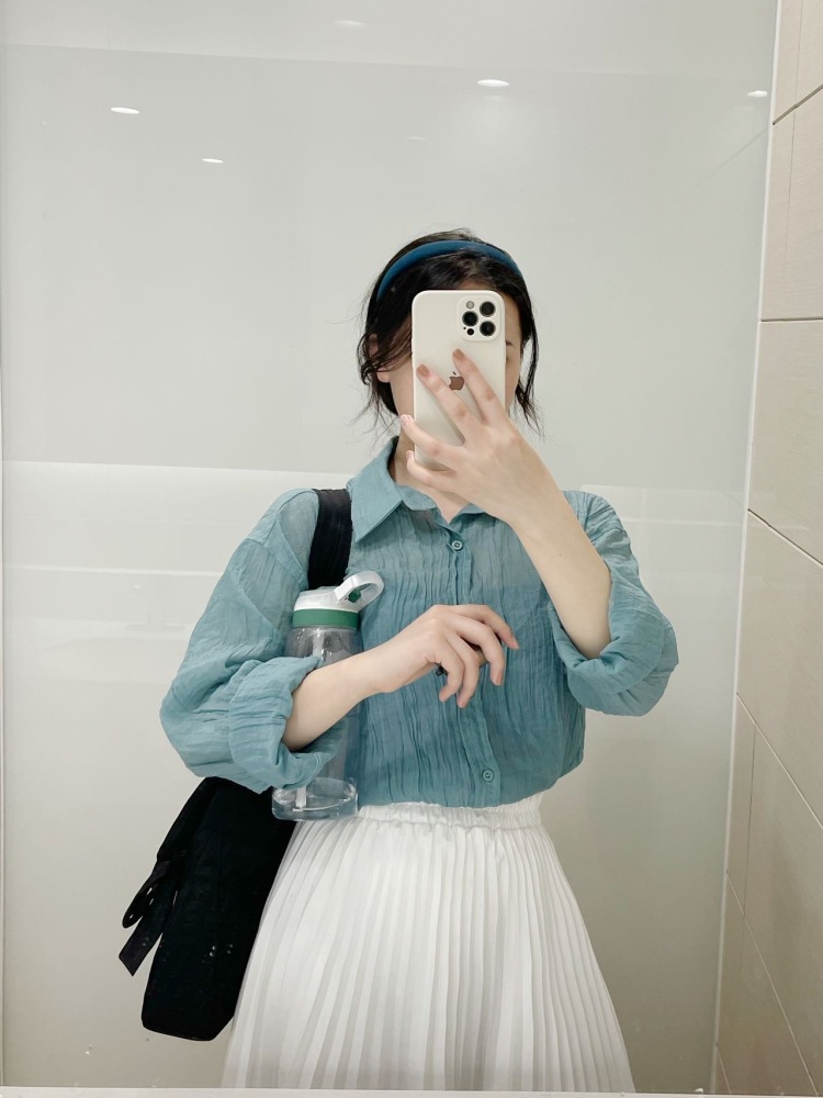 忽晚-重庆市·重庆市·江北区-微博-风格多样，擅长拍各种照片，可以接买家秀、种草带货、开箱测评，探店打卡，接受重拍～