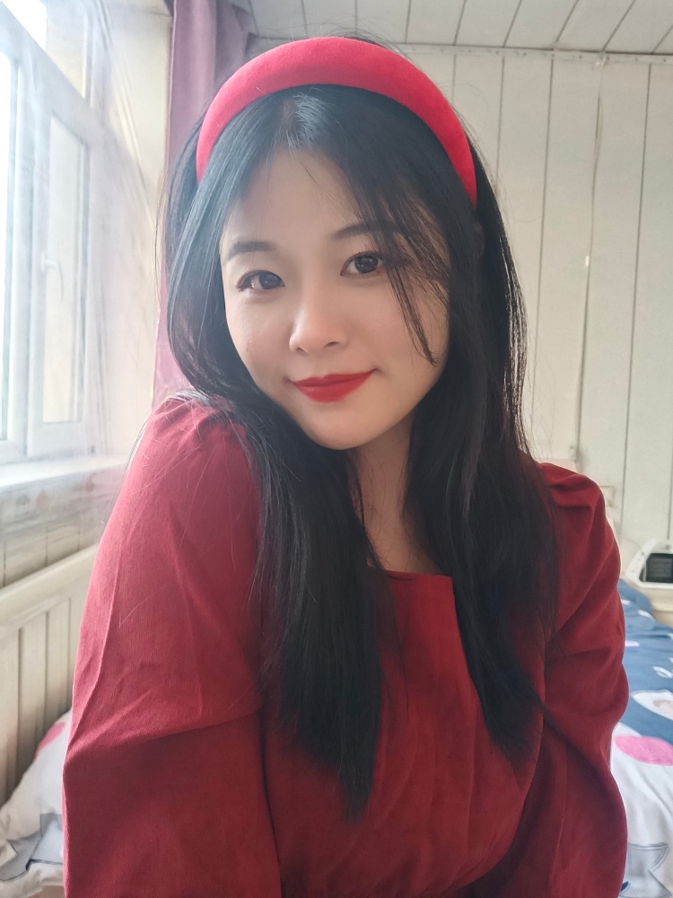 小岛西岸来信🌷-辽宁省·大连市·甘井子区-抖音 快手  某红薯  微博-喜欢拍照，努力工作，是个学生党，做买家秀，探店打卡，平时喜欢发一发视频，热爱生活