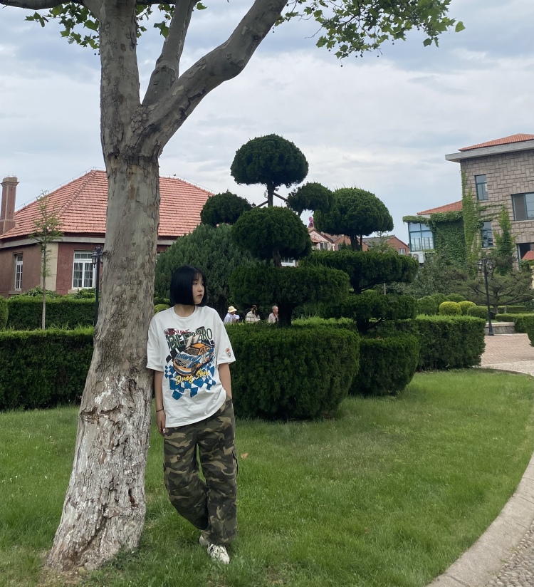 雷雷-山东省·德州市·齐河县-抖音-送拍,寄拍,买家秀(淘宝,拼多多)疯狂热爱拍照。职业:学生(兼职舞蹈老师)合适的衣服可跳舞拍摄。
