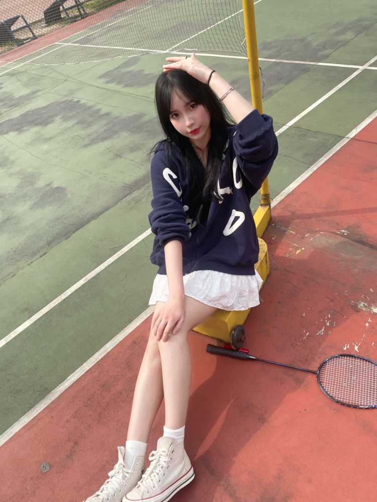 NO-湖南省·长沙市·雨花区-快手\抖音-可接寄拍,衣服饰品鞋子都行,有让人种草的p图能力,只要衣服不土,都可以拍的很好看。
