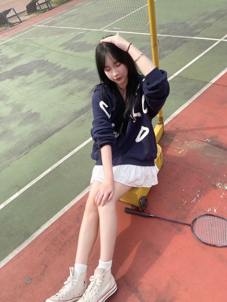 NO-湖南省·长沙市·雨花区-快手\抖音-可接寄拍,衣服饰品鞋子都行,有让人种草的p图能力,只要衣服不土,都可以拍的很好看。