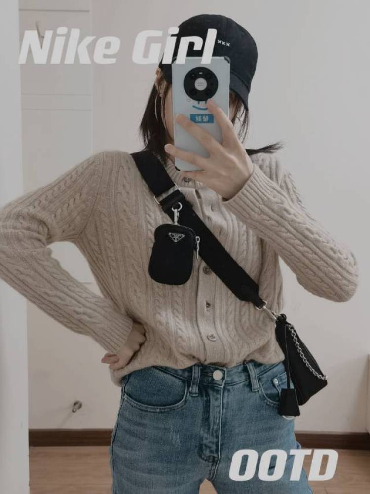 💋Amber     💤-重庆市·重庆市·江北区-抖音-接寄拍，买家秀，服装饰品开箱美妆都可以，风格多变，好沟通，希望合作