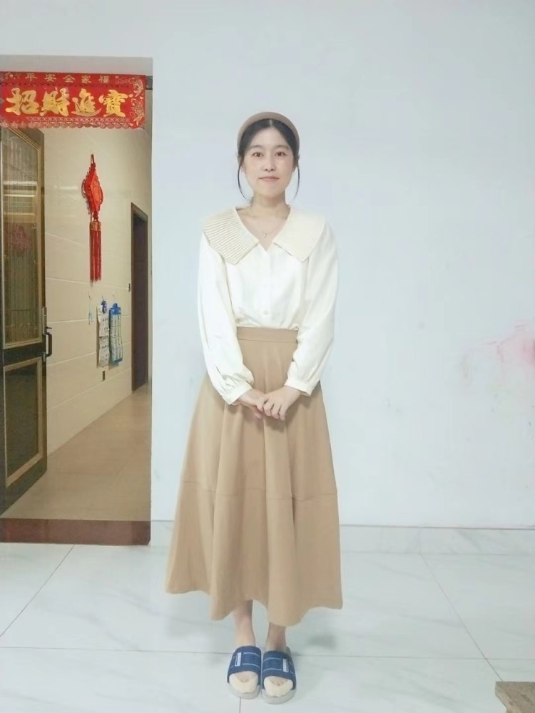 大头-江苏省·扬州市·邗江区-抖音,某红薯-才艺是舞蹈,偶尔会接婚庆商演,平常会拍一些日常视频和舞蹈视频