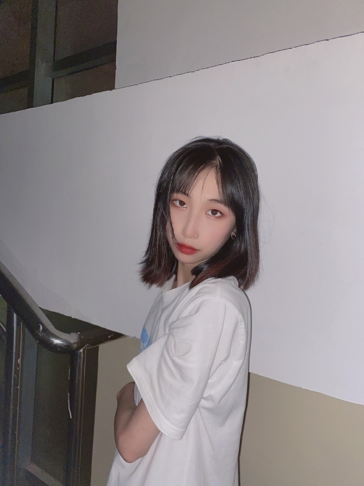 撒手沒-湖南省·长沙市·岳麓区--本人身高168 体重40kg 鞋码36
整体 偏瘦 显高
想接丝袜 紧身裤 鞋 等局部拍摄
有意可私