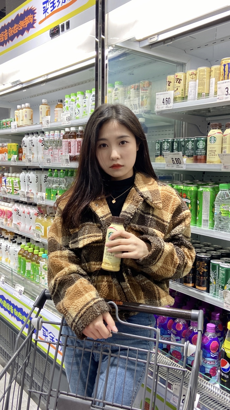 熊熊🐻-湖南省·长沙市·长沙县-抖音 快手-出图快,不拖拉,可出外景,风格都可以尝试。p图也还算可以,总之拍的照片不会是随意拍的,接了任务就会把事情做好的!!