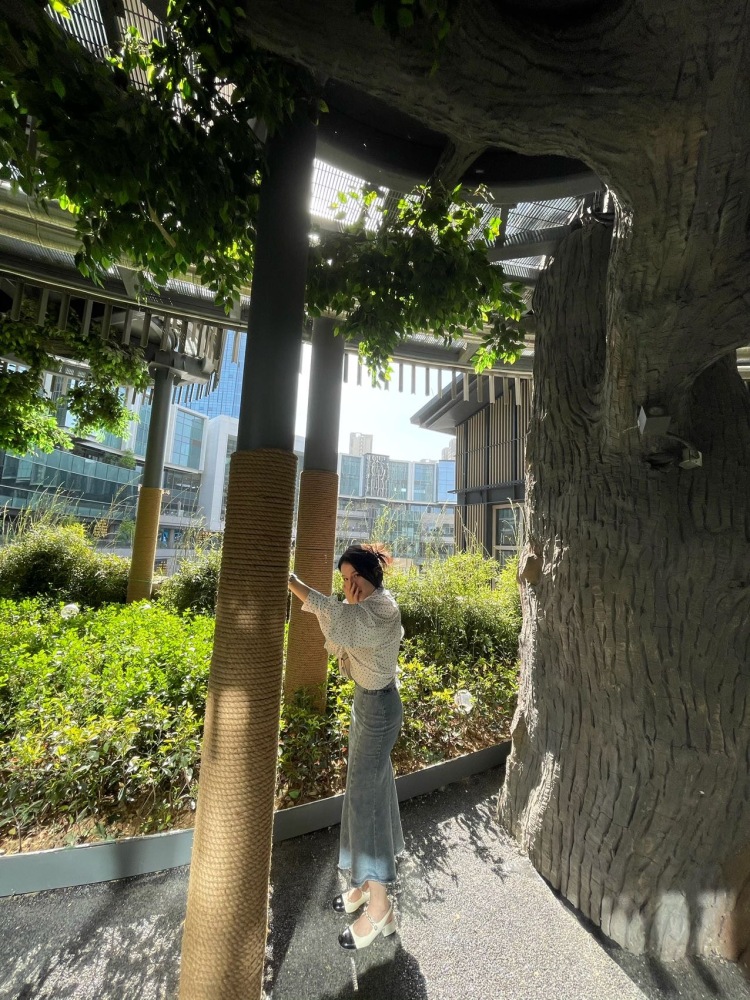 W Y X-河北省·石家庄市·长安区-某红薯-买家秀,接寄拍!
1. 本专业美术,会修图,p图。
2. 身高166厘米,体重55千克。
3. 能够尝试不同风格的拍照风格,但不拍大尺度照片。