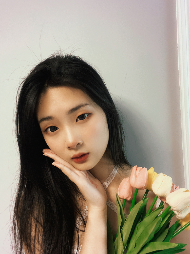 英子-湖南省·长沙市·雨花区-抖音-♬🍩 𝕊ţεˡ𝐋𝓪ℓό𝐔 🐰💙
此处可爱贩卖机，24小时正常营业