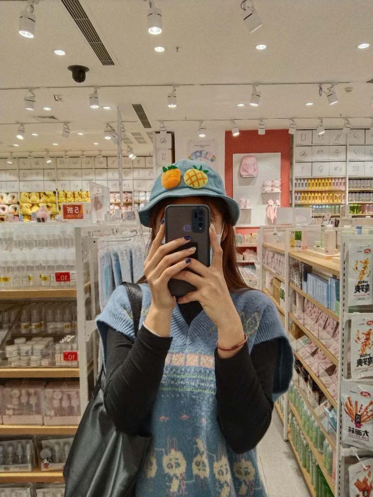 🌻 一切安好-湖南省·长沙市·岳麓区-抖音-接单,服饰,鞋子,饰品,化妆品,美甲
如果有缘可以长期合作。