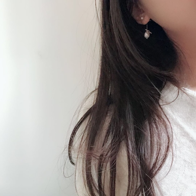 ESTHER幸运如我-上海市·上海市·长宁区--擅长ins风格，简约干净，可盐可甜。
可拍模特照（自拍?），买家秀，产品照，视频。欢迎?来撩～
#耳饰品模特照