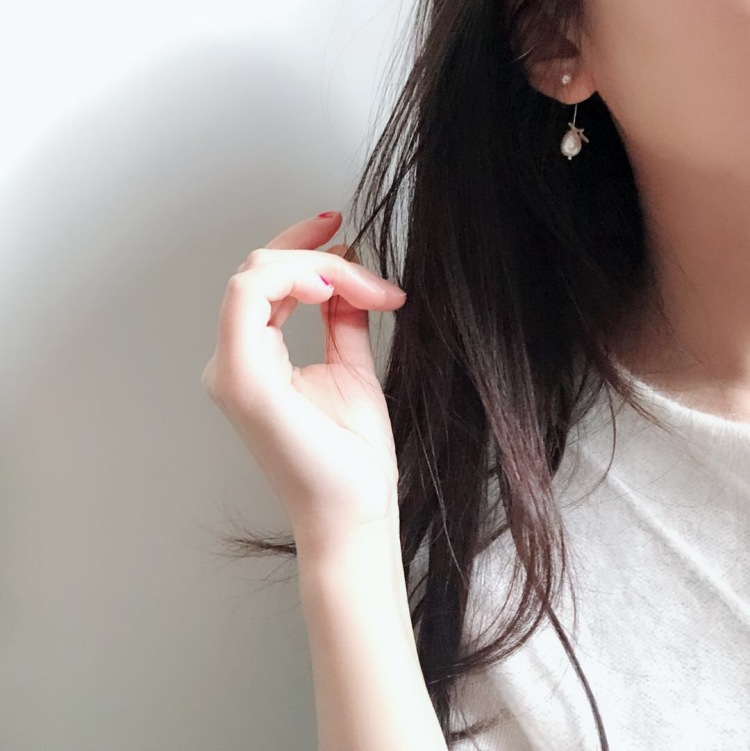 ESTHER幸运如我-上海市·上海市·长宁区--擅长ins风格,简约干净,可盐可甜。
可拍模特照(自拍?),买家秀,产品照,视频。欢迎?来撩~
#耳饰品模特照及产品照#