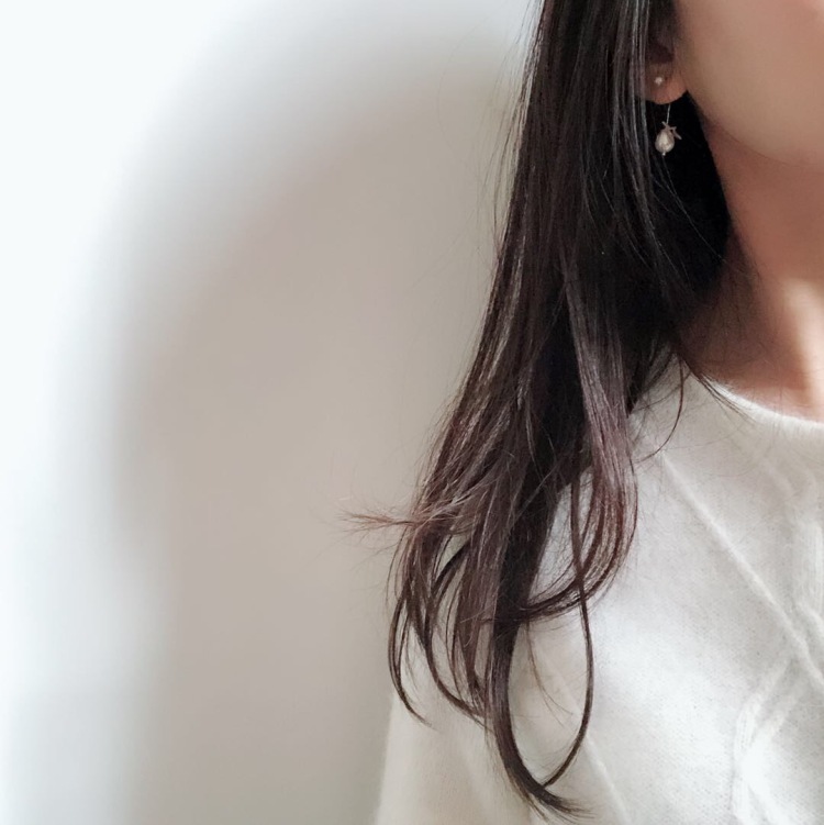 ESTHER幸运如我-上海市·上海市·长宁区--擅长ins风格，简约干净，可盐可甜。
可拍模特照（自拍?），买家秀，产品照，视频。欢迎?来撩～
#耳饰品模特照及产品照#