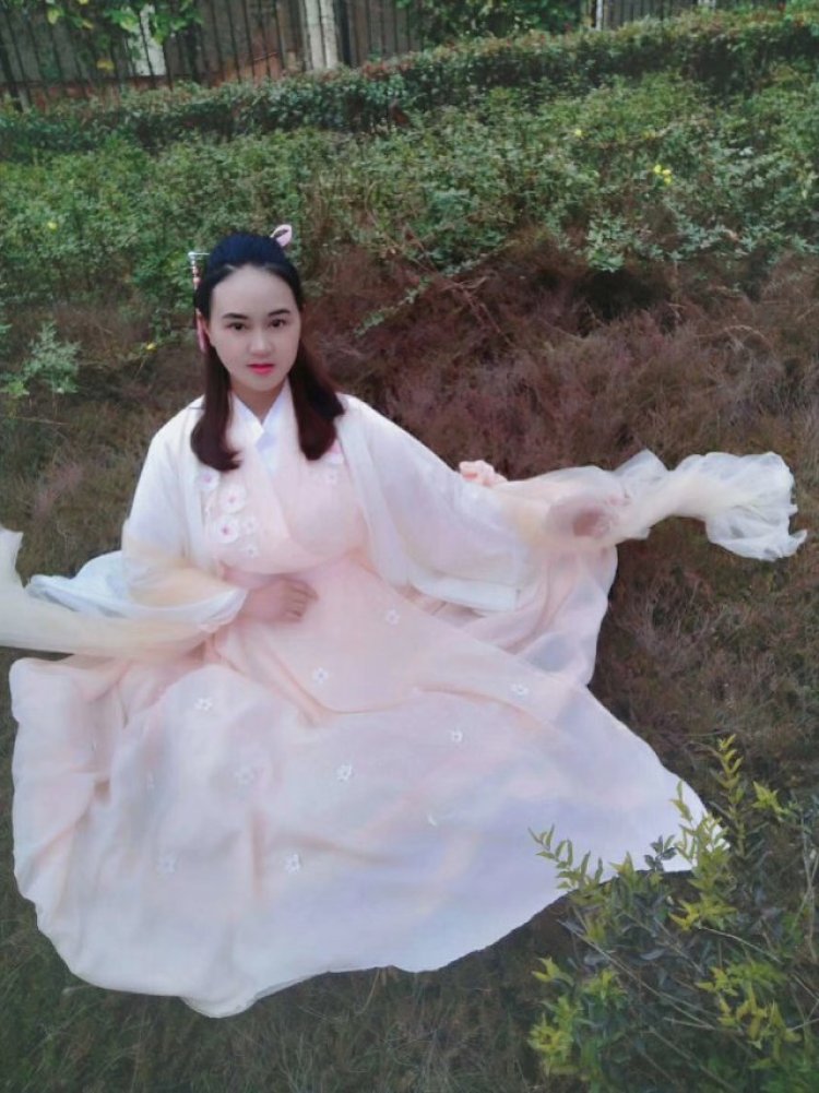 苏孽-云南省·昆明市·晋宁区--听朋友介绍过来的，以为也没做过，就是想试试，可以先从一些简单的小饰品入手