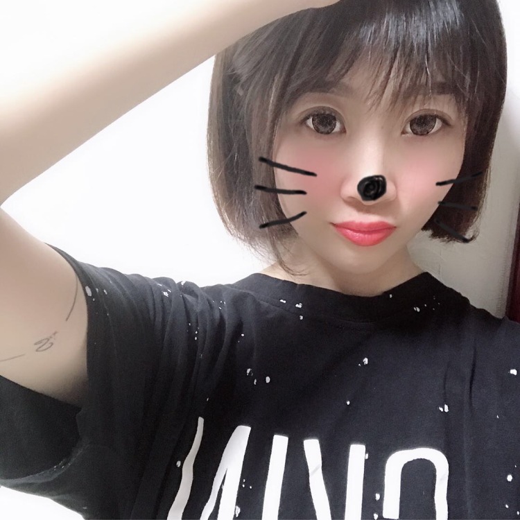 Alice-园-山西省·太原市·小店区--可接买家秀，服饰、包包，饰品均可。亲子服装，儿童用品，欢迎老板砸单～～