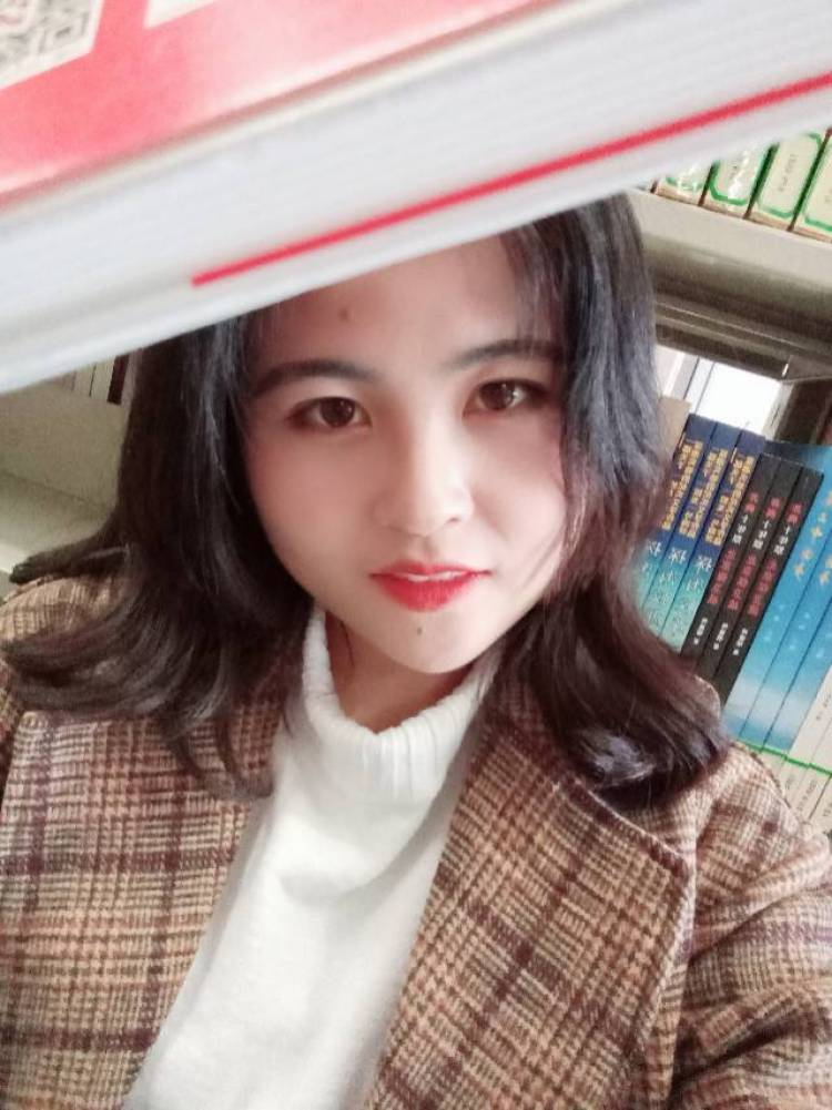 欣儿Shen欣儿Shen-江苏省·徐州市·铜山区--可以接产品试用、服饰送拍等,谢谢。