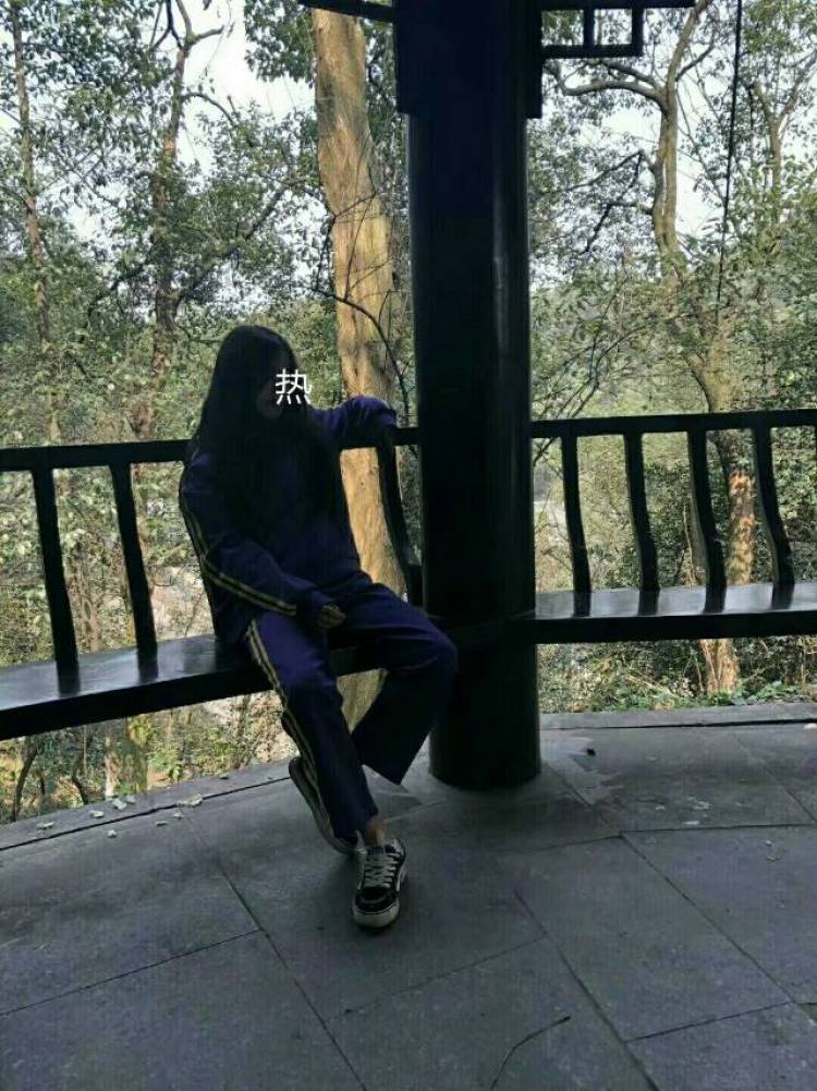 彭彭-湖南省·益阳市·资阳区--有空余的时间，喜欢拍照，接网拍~