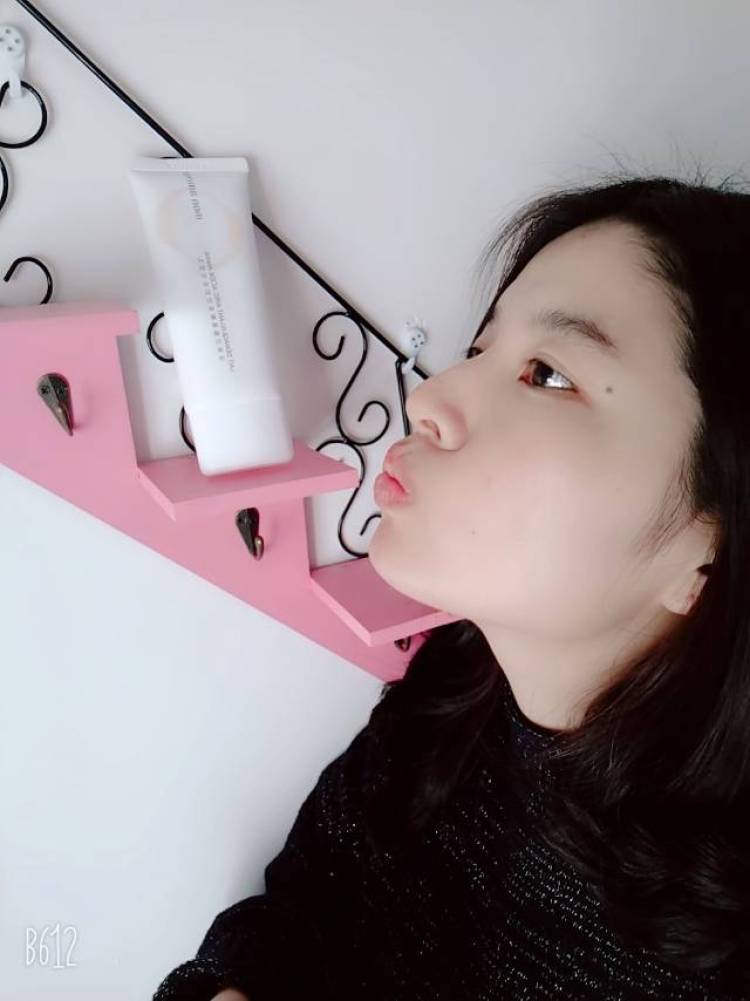 尹小伊-河南省·郑州市·二七区--爱自拍,拍孩子,自己做生意有客户群。淘宝评论一颗钻,淘气值573。接买家秀寄拍送拍,衣服饰品包包鞋子都可以。男宝1岁多,童装童鞋玩具婴童用品买家秀可接。