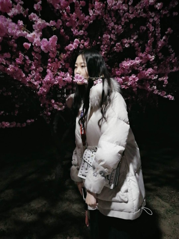 lMaoL-北京市·北京市·东城区--网拍接单 可拍不同风格 擅长淑女气质风
身高168 体形偏瘦 拍照认真质量高?