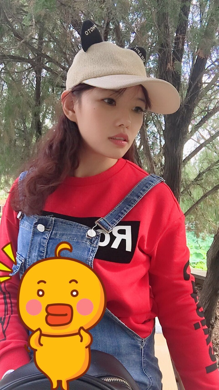 小明-山东省·济宁市·曲阜市--嗯，会PS，有微单，爱自拍。