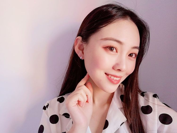 狐小仙``~~-辽宁省·沈阳市·和平区--送拍纯银耳钉~